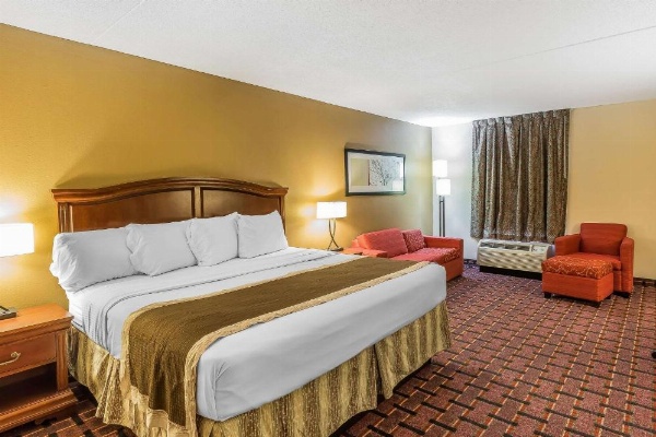 Rodeway Inn Knoxville image 14