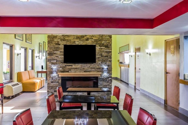 Rodeway Inn Knoxville image 26